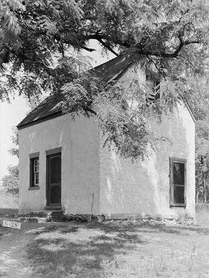 1827 Brick Cottage