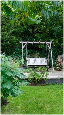 Build Your Own Porch, Patio or Garden Swing - Choose from a variety of designa and then print free, DIY project plans.
